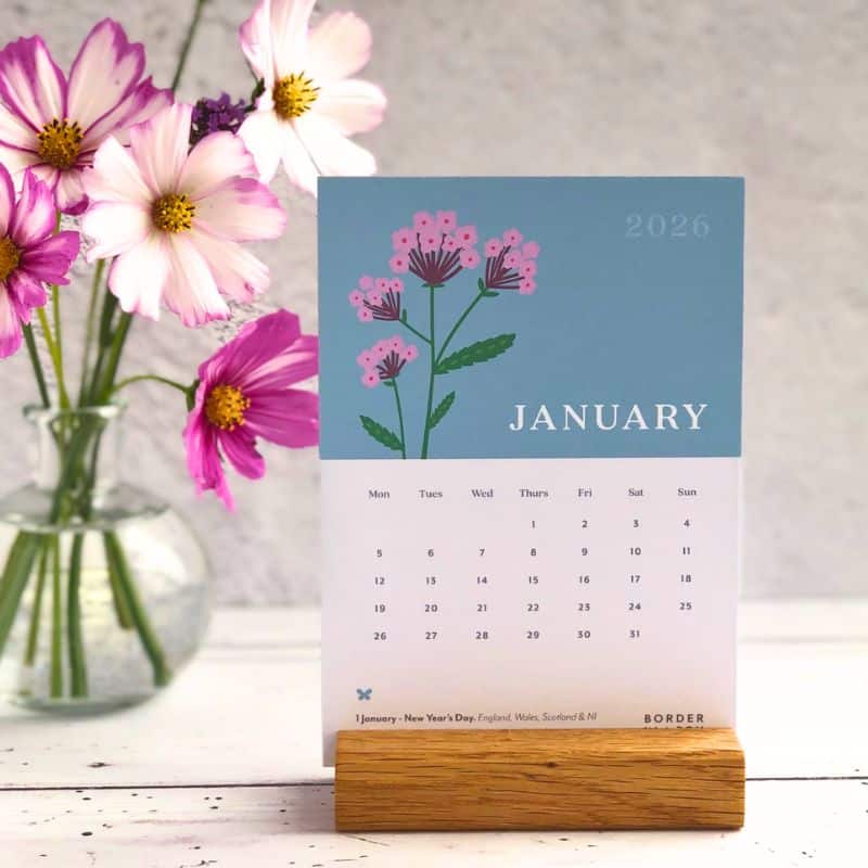 desk calendar January 2026 800 x 800