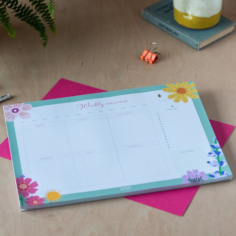 weekly desk planner