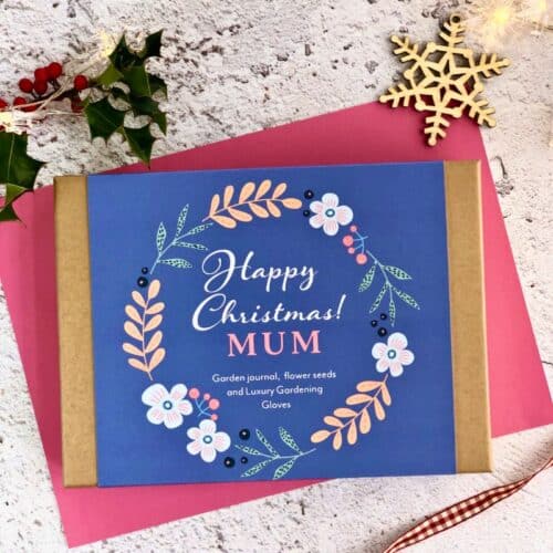 happy christmas mum gardening gift box front